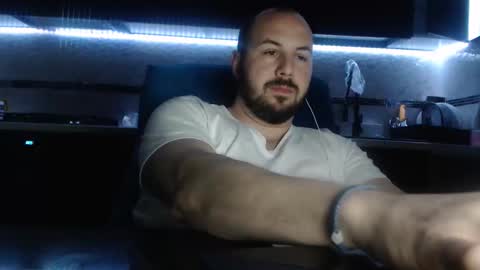 Julian online show from 04.13.26