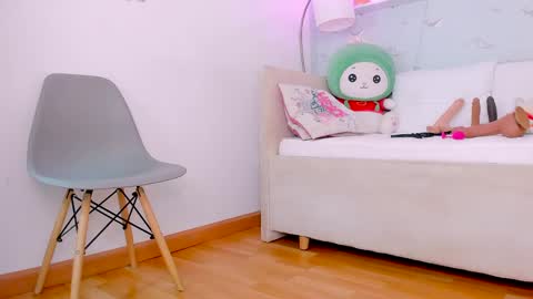 Nicolas online show from 01.22.25