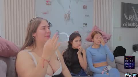 nicky_as online show from 10.29.25