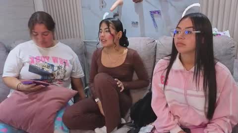 nicky_as online show from 11.22.25