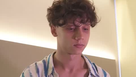 Snapshot of nicky_neal chatting on 10.21.25 Nicky Neal online show from 10.21.25