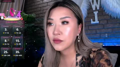 Snapshot of nicky_owl chatting on 05.08.26 Today is my 41st birthday And in 2 hours Im waiting for you on the stream Stock up on tokens and a good mood Nicky online show from 05.08.26
