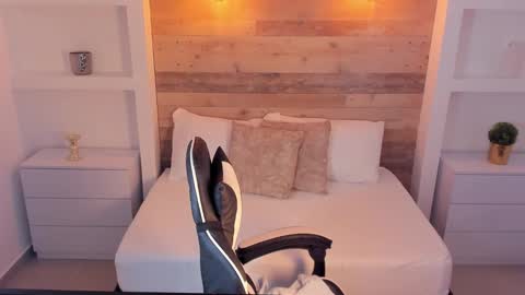 Nicky  online show from 10.01.25