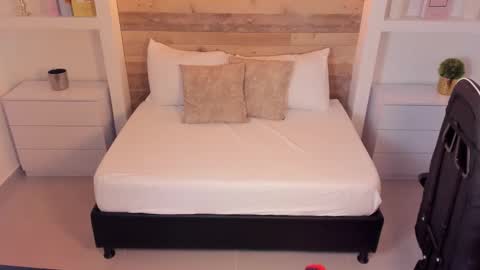 Nicky  online show from 10.12.25