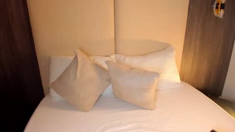 Snapshot of nicky_peyton chatting on 02.17.26 Nicky online show from 02.17.26