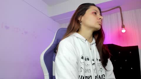 nicky_pop online show from 10.13.25