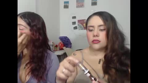 Nickyandcam online show from 11.21.25