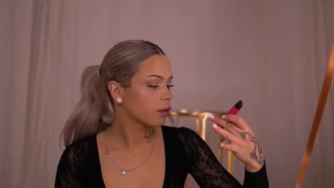 Nicky online show from 09.28.25