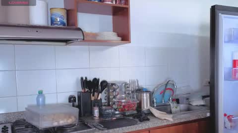 Nicky online show from 09.28.25