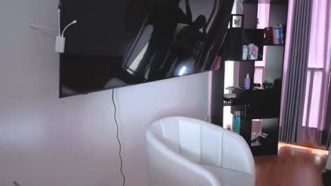 Nicky online show from 10.23.25