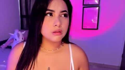 nicol online show from 11.02.25