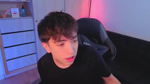 Nicolas online show from 10.03.25