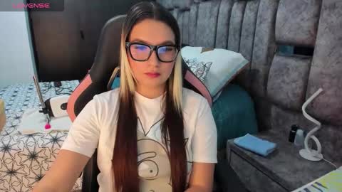 YuliEM online show from 11.12.25