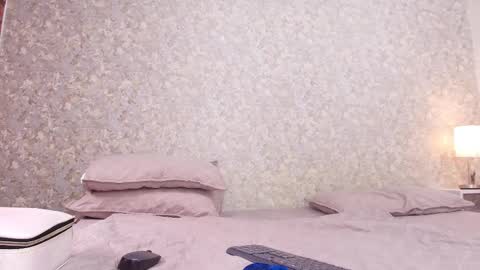 Nicol online show from 10.15.25