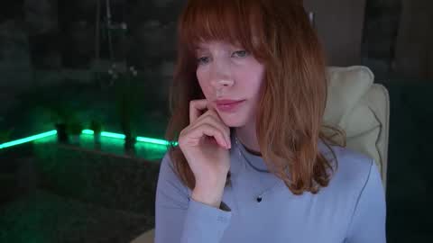 Nicol Moonn online show from 11.19.25