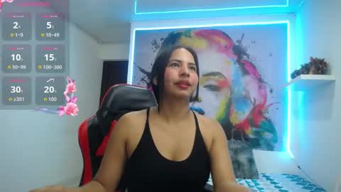 nicol_ross19 online show from 04.16.26