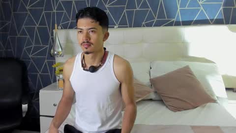 Nicolai online show from 12.05.25