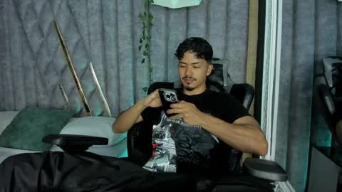 Nicolai online show from 04.19.26