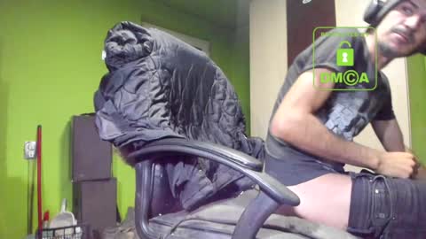 L. Nicolas online show from 12.05.24