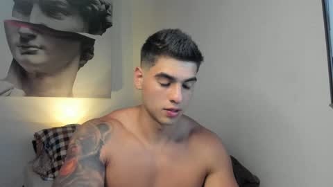 Snapshot of nicolasmuscle chatting on 01.22.25 Andres online show from 01.22.25