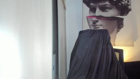 Snapshot of nicolasmuscle chatting on 02.02.25 Andres online show from 02.02.25