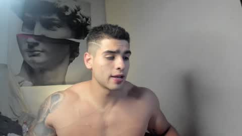 Snapshot of nicolasmuscle chatting on 03.10.25 Andres online show from 03.10.25