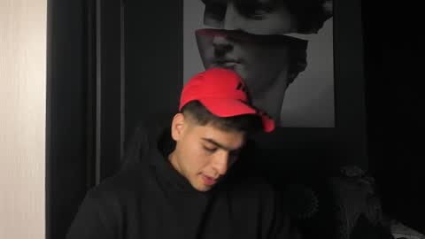 Snapshot of nicolasmuscle chatting on 10.01.25 Andres online show from 10.01.25