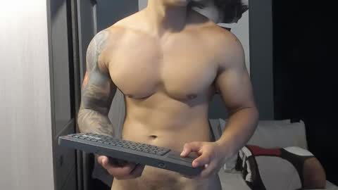 Snapshot of nicolasmuscle chatting on 10.29.25 Andres online show from 10.29.25