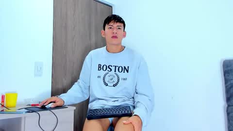 nicolastorres__ online show from 11.02.25