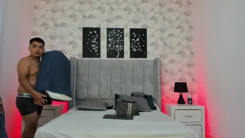 Nicole  Adam online show from 01.06.25