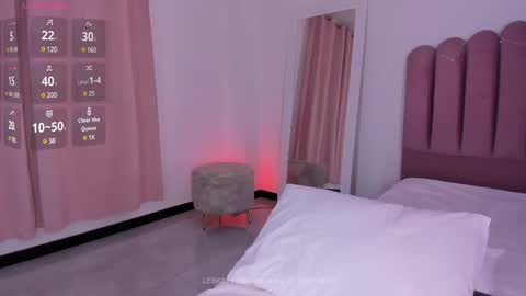 Hi Im Ana  FOLLOW ME ON IG    Analee  online show from 02.12.25