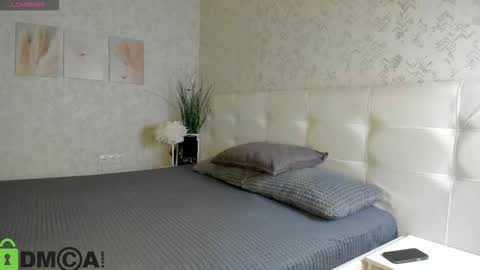 GMT7TueWedThSu 0300am-0900am. Sa 1000am-0400pm online show from 11.12.25