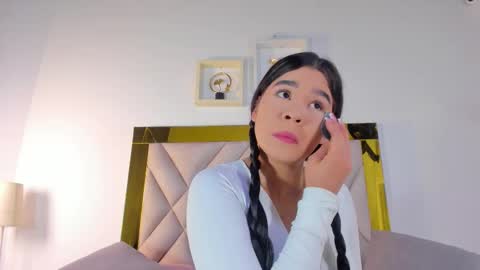 nicole_grace0 online show from 09.20.25