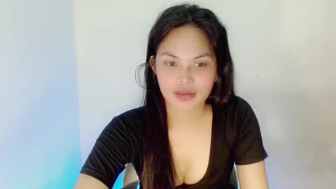 nicole_kiss01 online show from 12.08.24
