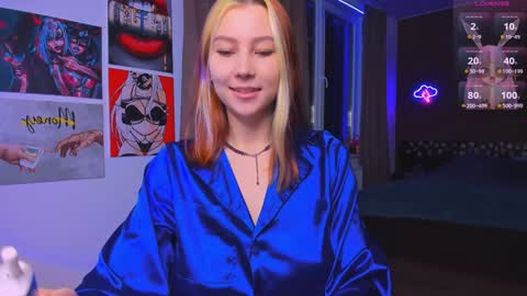 Nicole online show from 02.06.25