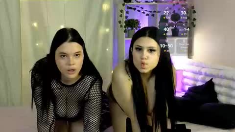 Snapshot of nicole_parshikova chatting on 09.25.25 My name is Nicole. I m completely new here online show from 09.25.25