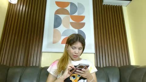 Nicole Ramires online show from 02.16.26