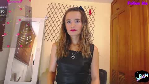 Nicole Santana online show from 11.11.25