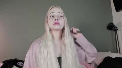 Mary online show from 12.03.25