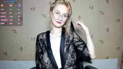 NicoleDavis online show from 06.30.26