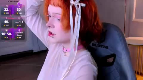 Nicole online show from 09.21.25