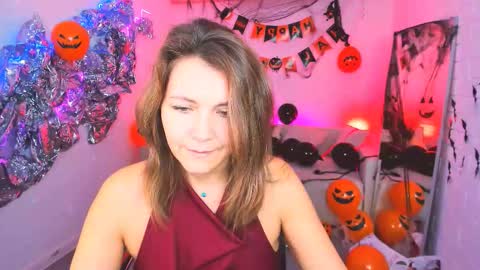 nicolehits online show from 10.24.25