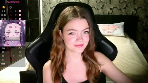 Snapshot of nicolemeew chatting on 01.18.25 NicoleMeew online show from 01.18.25