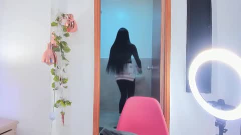 NICOLE online show from 12.16.25