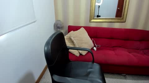 Nicolettcolin  online show from 11.29.25