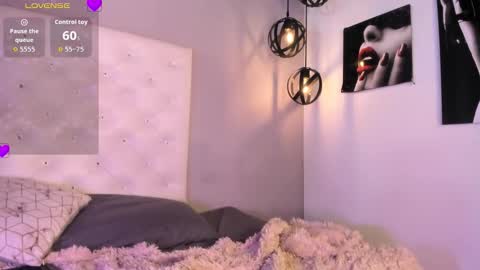 Snapshot of nicollee_heart chatting on 03.04.26 Nicolle online show from 03.04.26