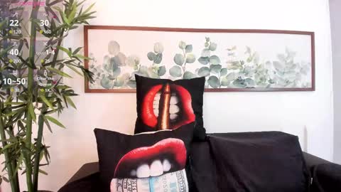 Nicolle Lima online show from 02.21.25