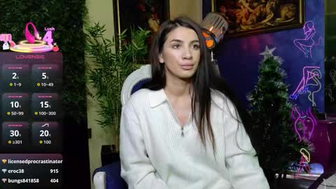 Nicolle online show from 01.05.26