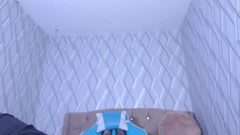 Nicolle Miley online show from 01.08.25