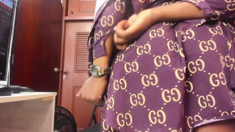 Nicol online show from 01.08.25